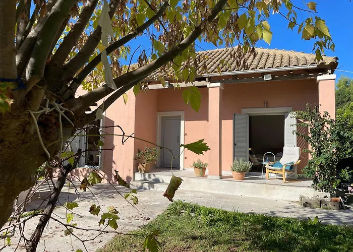 Papiri Summerhouse בית נופש