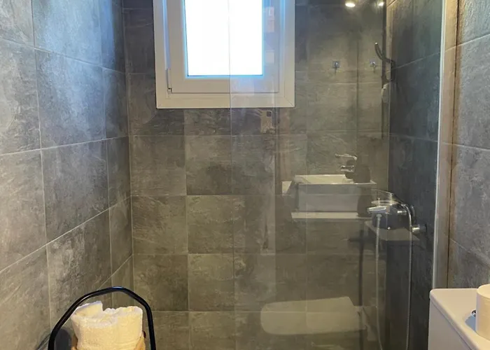 בית נופש Papiri Summerhouse אגיוס גיורגיוס